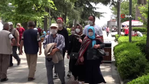 Vakalarnn artt Trabzon'da karantina uygulamalar yeniden balatlrken, il genelinde de maske...